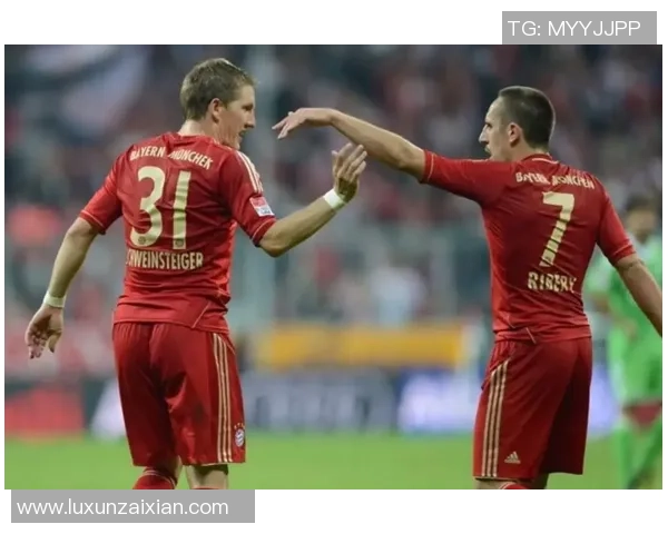 足球球衣2号球星风云榜：历届顶尖球员与经典瞬间回顾